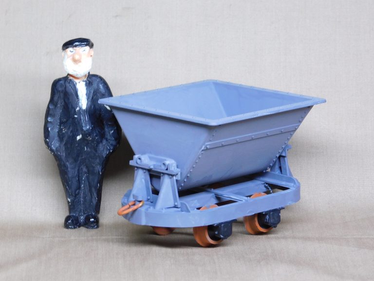 Penrhyn Hudson skip wagon.