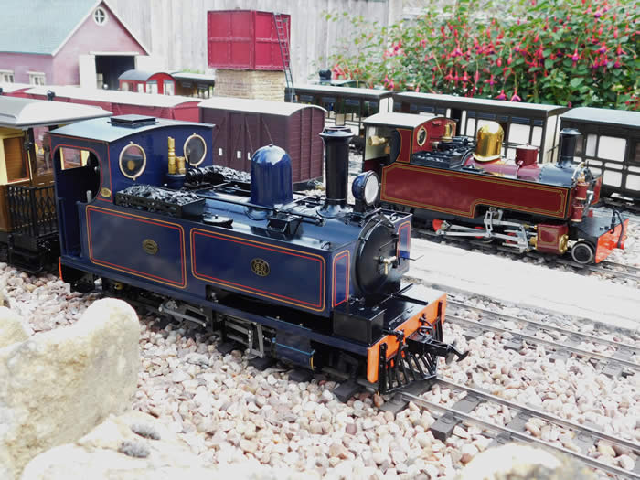 W&LLR No 14 at Almondbury with Russell