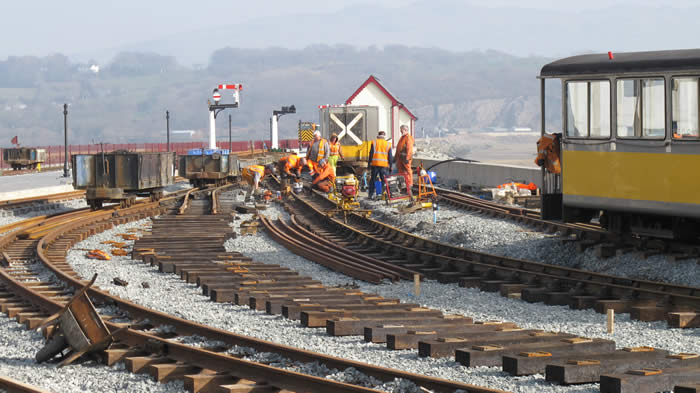 Track reconfiguration and new WHR station Porthmadog
