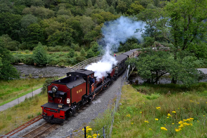Crossing the Glaslyn