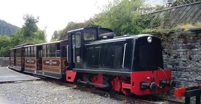 Corris Superpower! : O&K 0-4-0DH No 25721 Built 1957