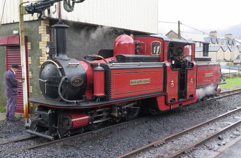DLG taking water at Blaenau Ffestiniog