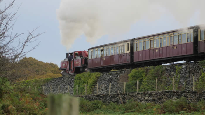 DLG on Service train Gwyndy Bank
