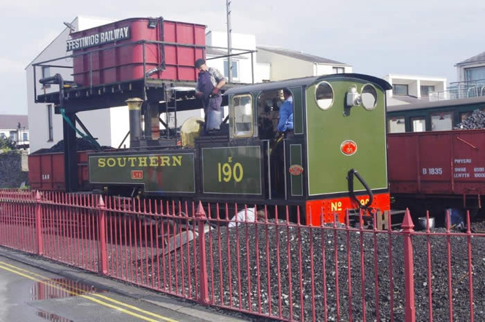 L&B "LYD" takes water at Porthmadog 