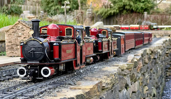 Fairlies Double Heading at Parkwood