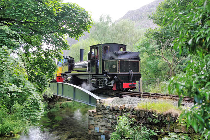 K1 Garratt pilots "Vale of Ffestiniog" on the WHR