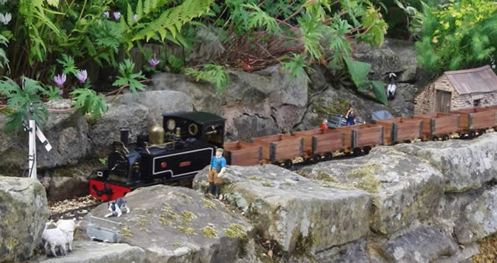 Leeds No1 approaching The Green