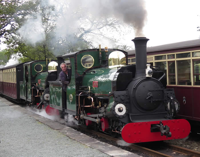 Linda and Blanche Double Head