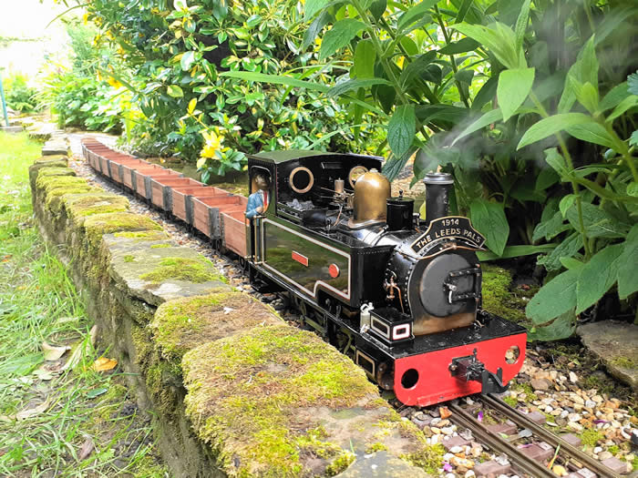 Leeds No1 hard at work on Lawnswood Bank