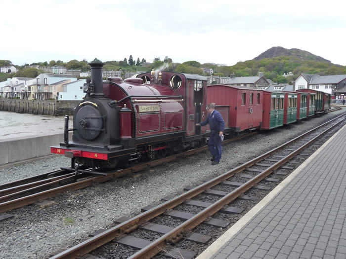 Palmerston at Harbour Station